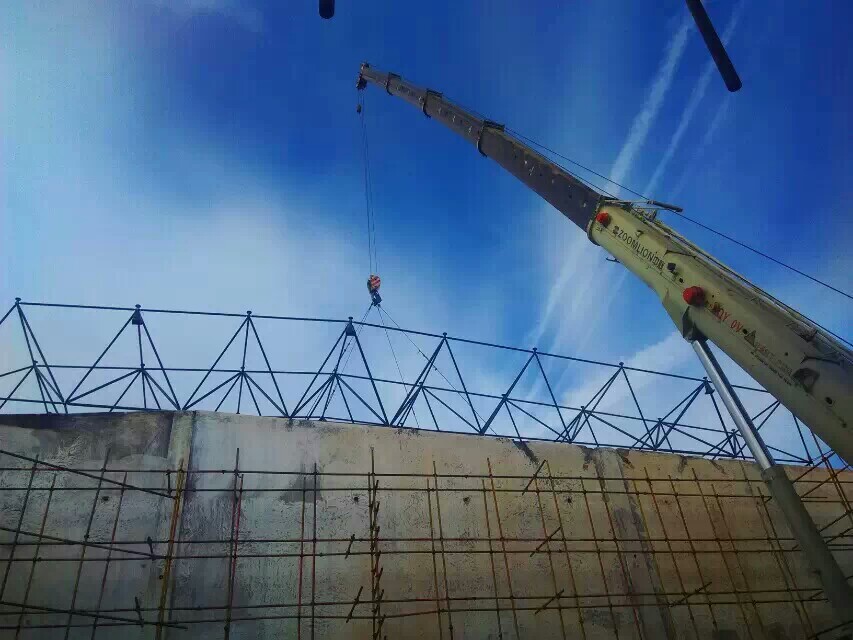 通化大跨度空间结构优选网架结构